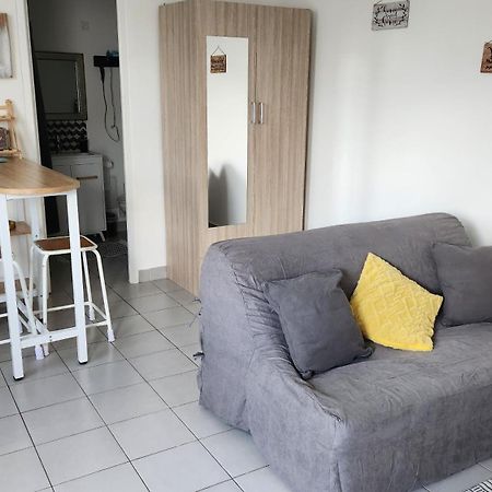 Joli Studio En Centre Ville Faremoutiers المظهر الخارجي الصورة