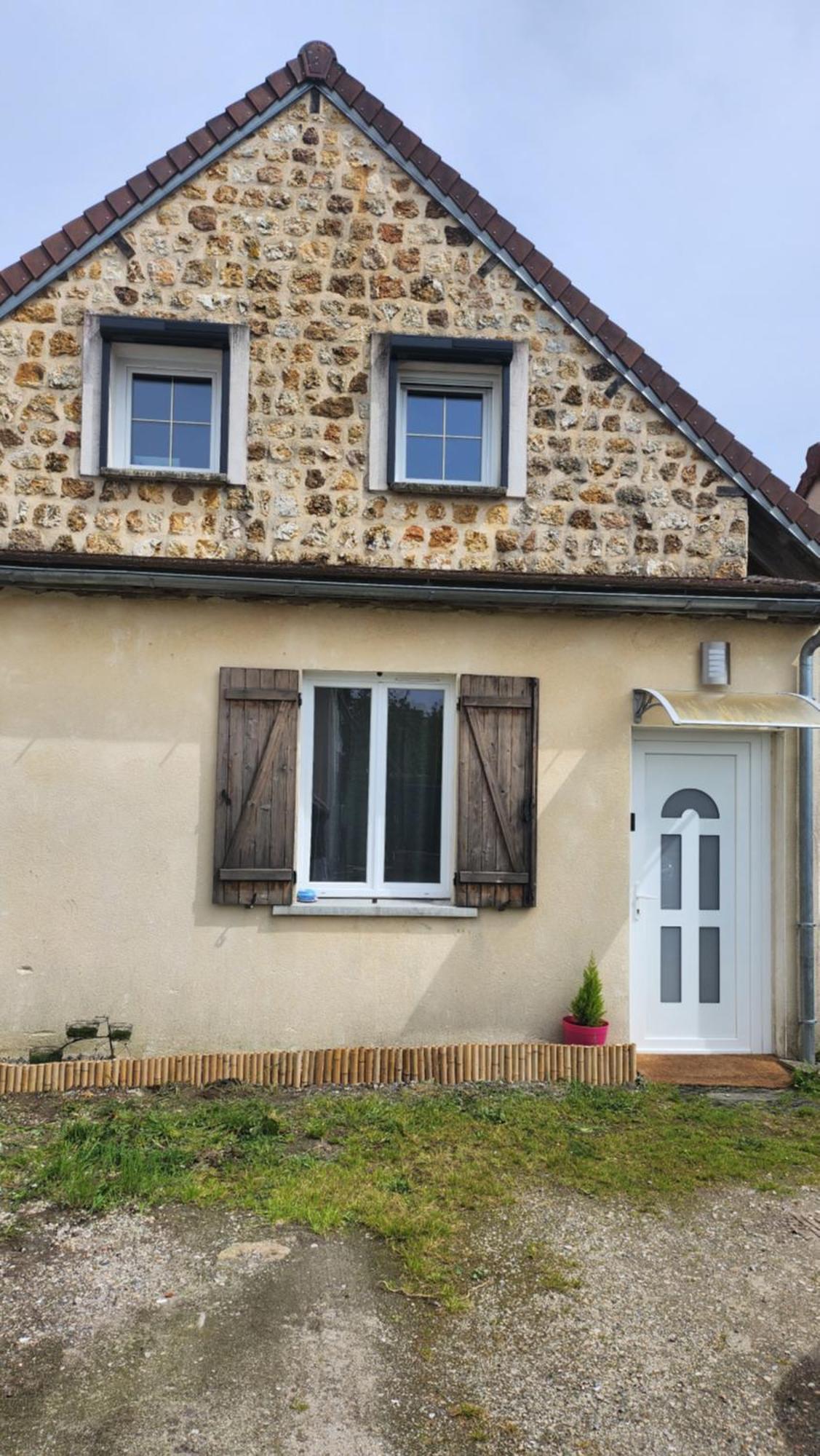 Joli Studio En Centre Ville Faremoutiers المظهر الخارجي الصورة