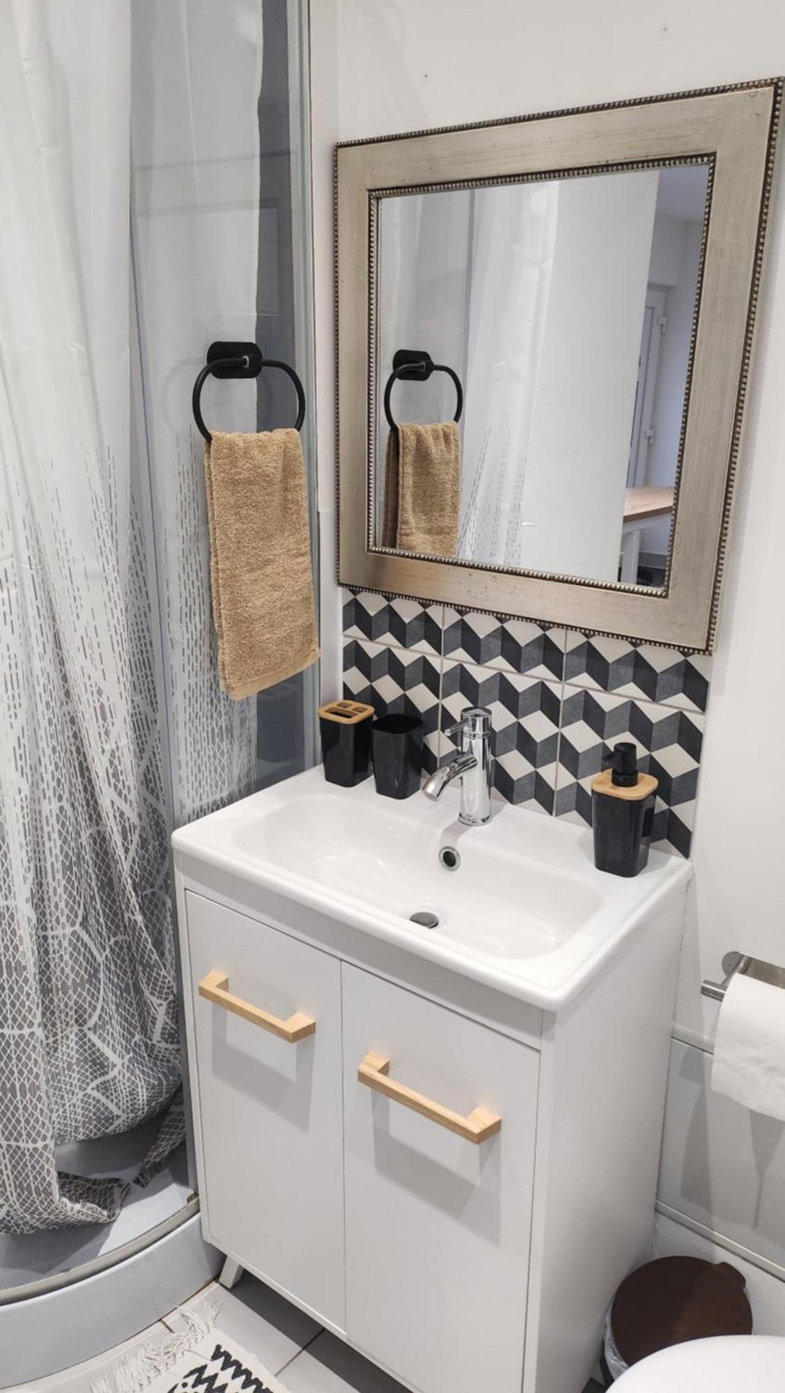 Joli Studio En Centre Ville Faremoutiers المظهر الخارجي الصورة
