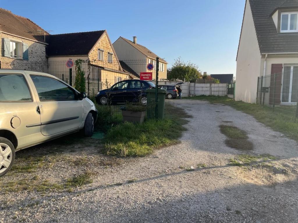 Joli Studio En Centre Ville Faremoutiers المظهر الخارجي الصورة